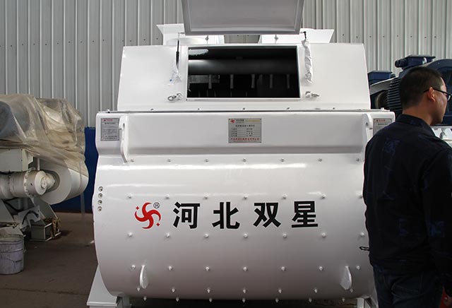 雙星JS1500型雙臥軸強(qiáng)制式攪拌機(jī)